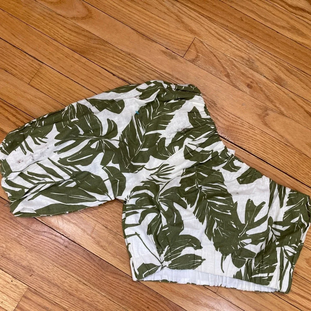 Abercrombie Fitch One Shoulder Tropical Leaf Crop Top White Green‎ Size Small